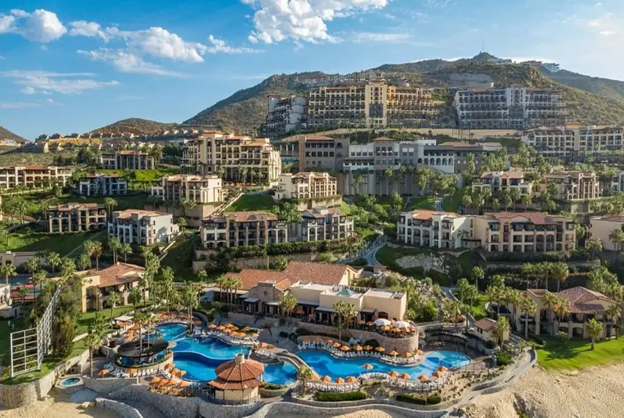 6. Pueblo Bonito Sunset Beach Golf & Spa Resort