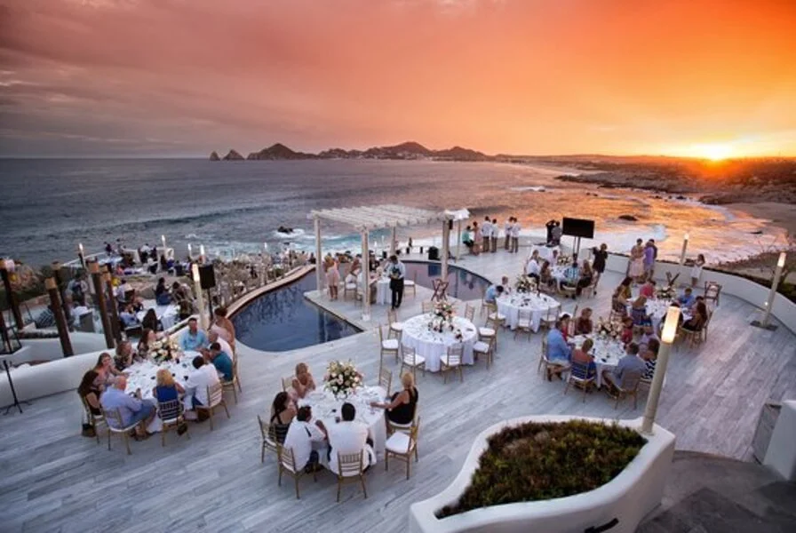 6. Watch the Sunset at Sunset Mona Lisa or Public Viewpoints