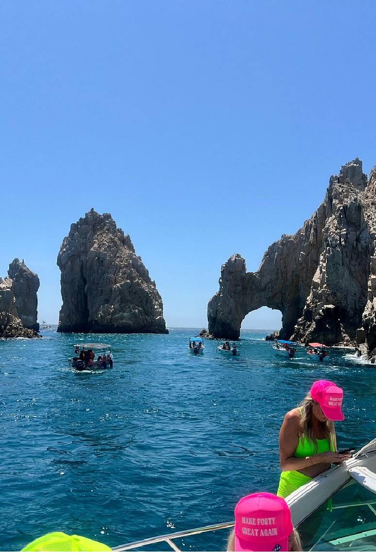 Luxury Infinity 45 private yacht deck Los Cabos