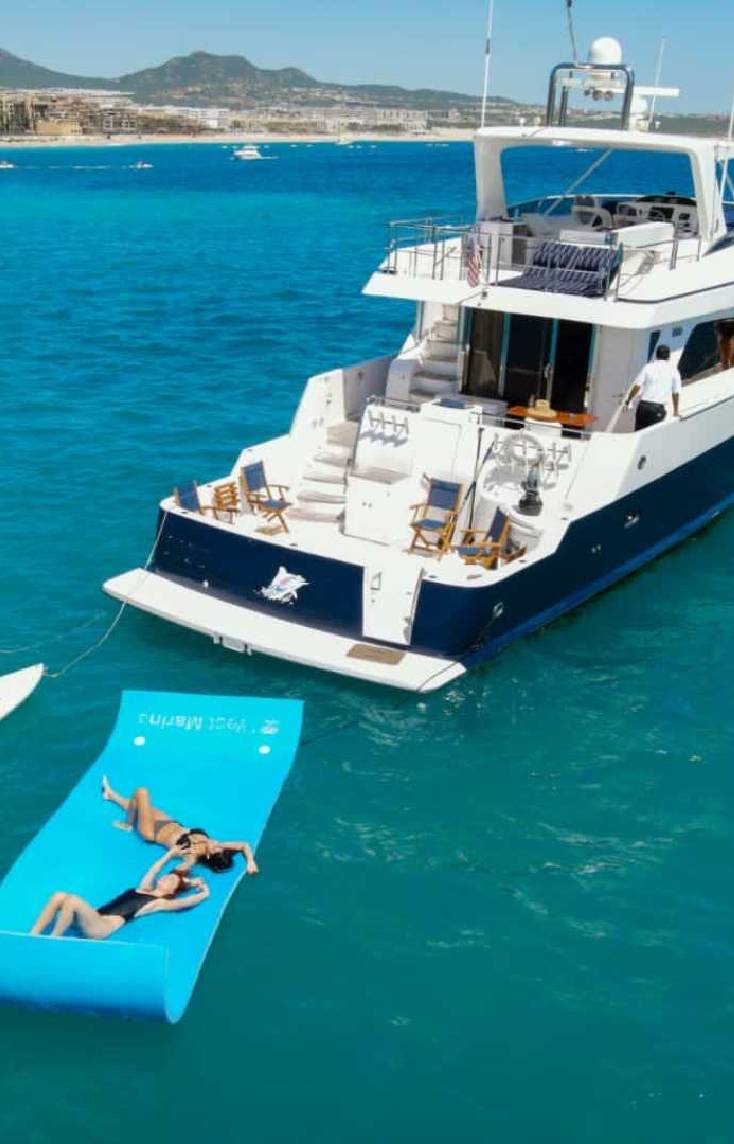 Luxury Infinity 45 private yacht deck Los Cabos