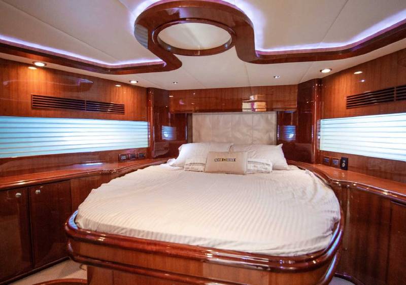 Infinity 45 private yacht sunset cruise Los Cabos