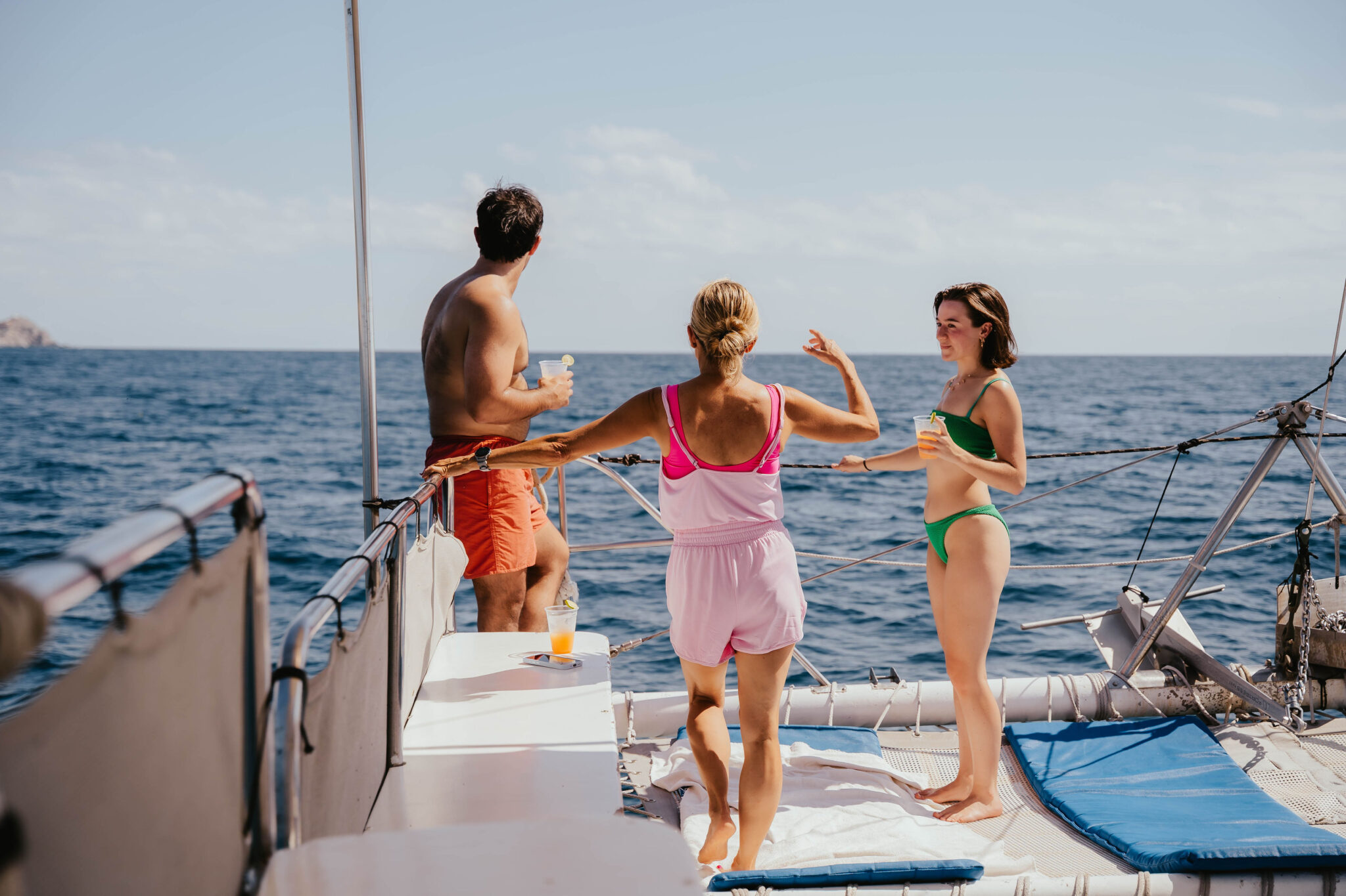 boat-trips-los-cabos-catamaran-cruise-Private -Snorkeling