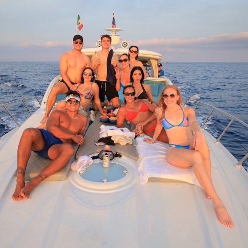 Interior & shaded seating area-infinity 45