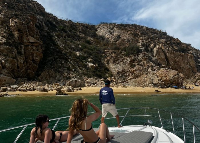 Unforgettable Private Yacht Moments with Boat Trips Los Cabos-infinity 40ft