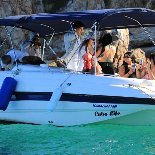 boat-trips-los-cabos-private-charter-Infinity 28