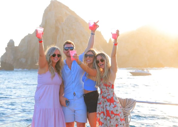 el-arco-lovers-beach-sunset-cruise-Shared sunset