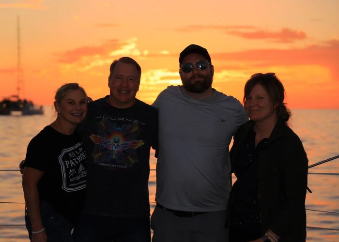 friends-sunset-catamaran-los-cabos-Shared sunset