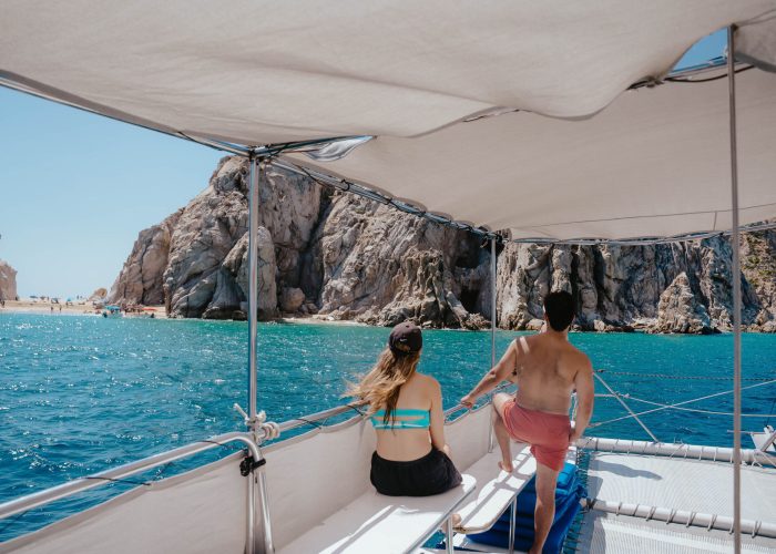 sunset-catamaran-cruise-los-cabos-Shared sunset